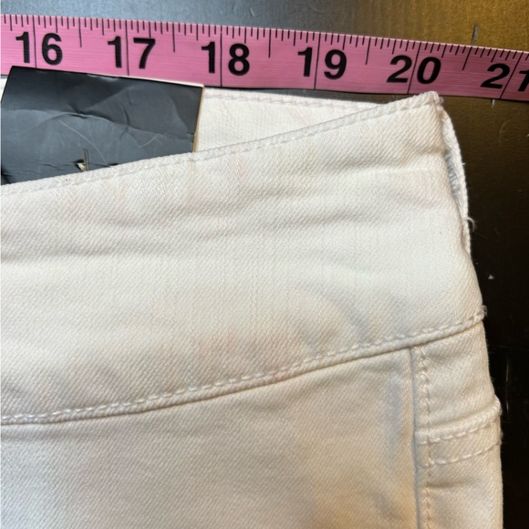 NWT TORRID CROPPED WHITE JEGGINGS SIZE 22. - Picture 7 of 9